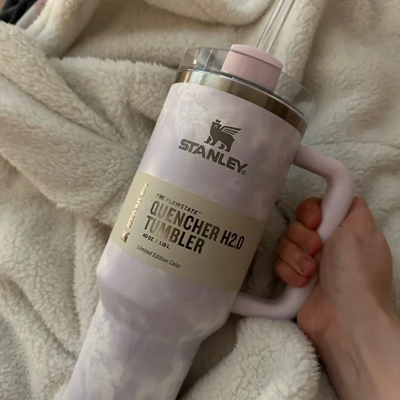 Stanley Wisteria Purple Tie Dye Tumbler 40oz Quencher New Limited Edition Target - Picture 5 of 7